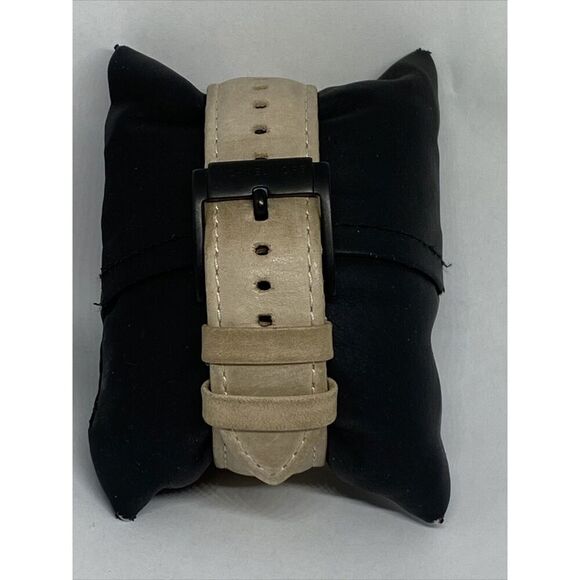 Michael Kors Slim Runway MK8510 Men's Beige Leather Analog Dial Watch JK309 - Picture 6 of 12